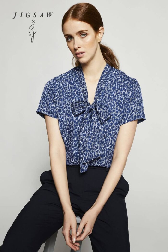 Jigsaw X SJ silkki kreppa “Low Tie Neck” naisten  pusero - Image 9
