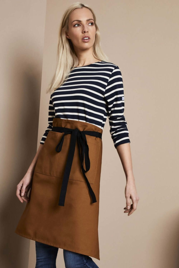 Eyelet Mid Length Apron