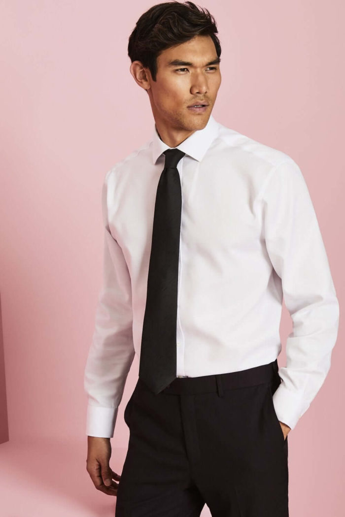 Plain tie