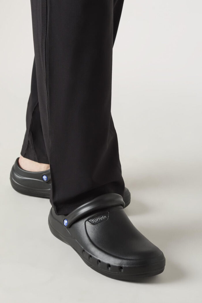Toffelni hügieenijalatsid tervishoiutöötajaile Unisex - Image 8