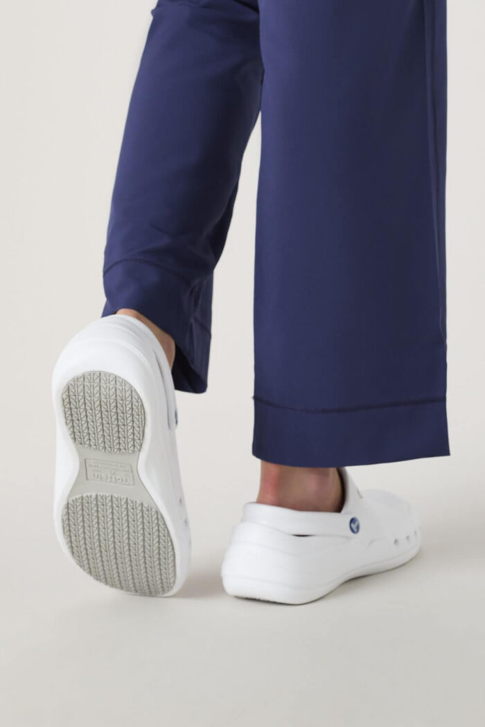 Toffelni hügieenijalatsid tervishoiutöötajaile Unisex - Image 9