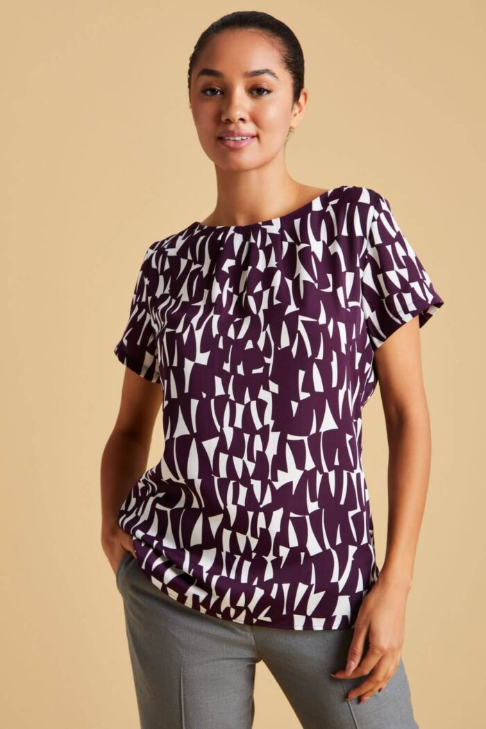 Short Sleeve Pattern Pleat Neck Blouse - Image 7